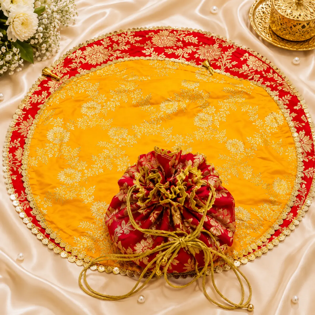 Elegant Thaal Cover – Traditional Decorative Pooja & Shagun Cover | Size 18 × 18 Inch